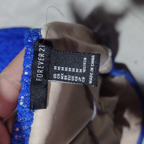 NWOT blue forever 21 strapless lace dress size medium - Picture 5 of 6